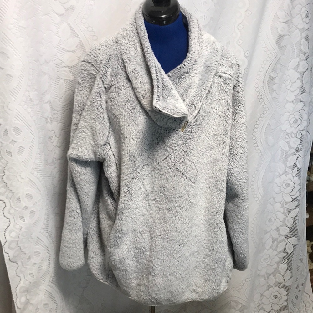St. John’s Bay Pullover